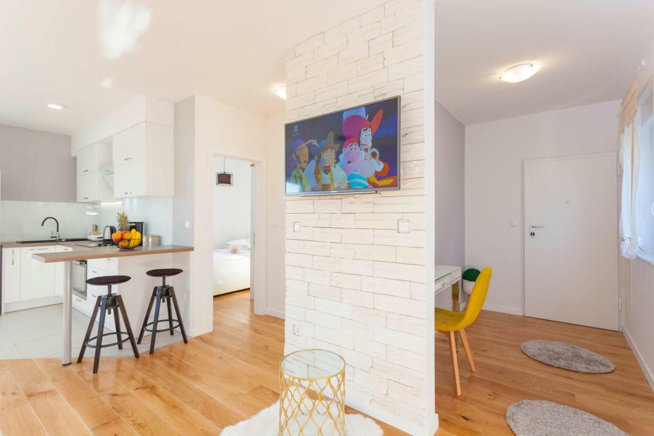 Apartment Frane Макарска Екстериор снимка